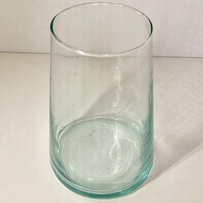 Vase OUM