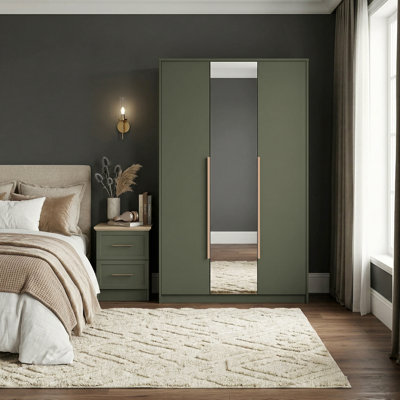 Quinlan Mirage Bedroom Set