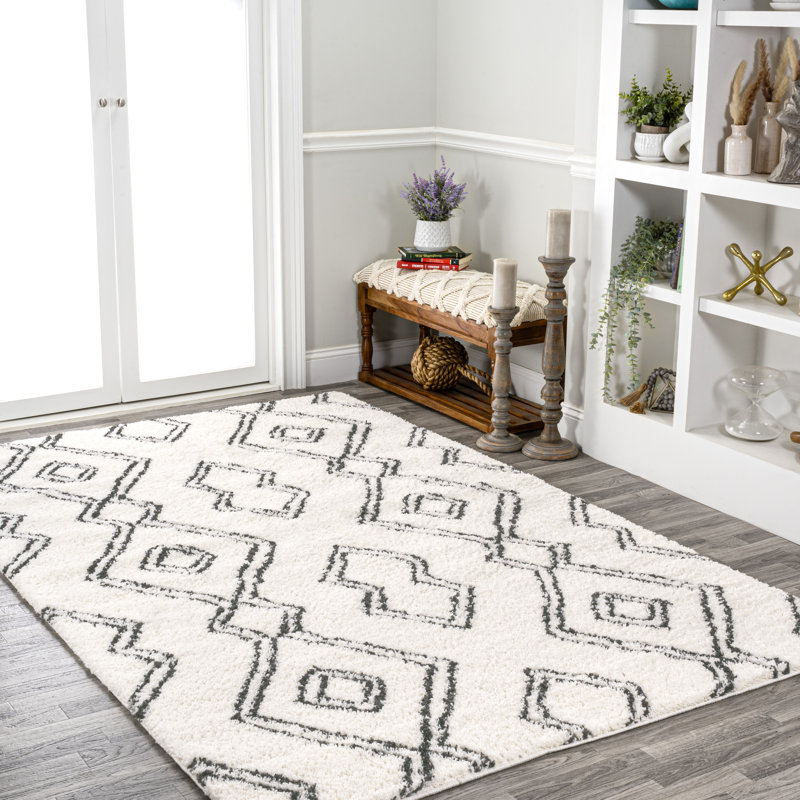 Kips Bay Moroccan Style Diamond Shag White/Grey Rug, Rectangle 5'1" x 8'