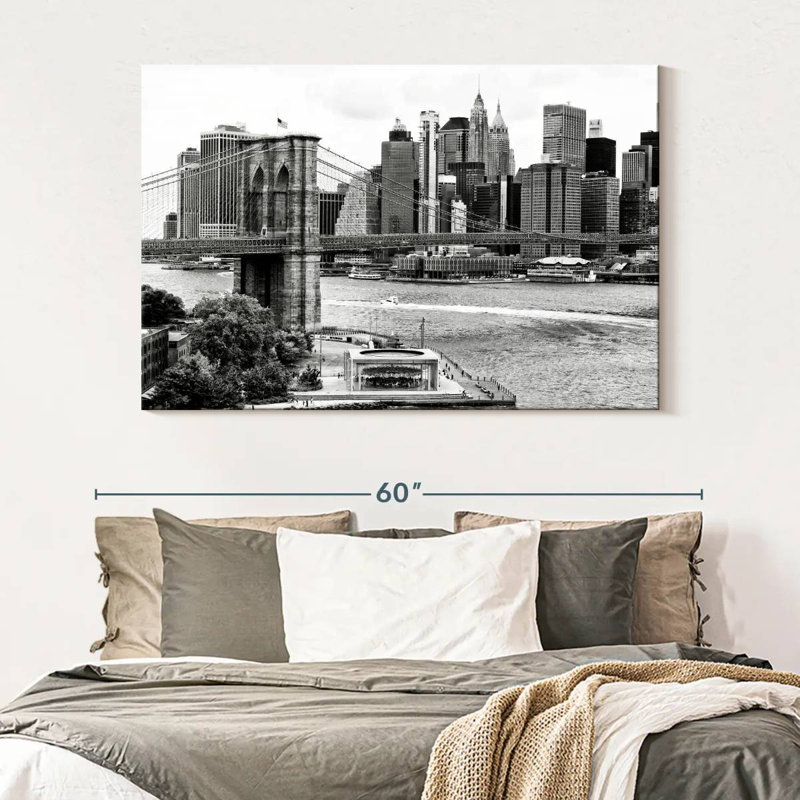 Harpa The Brooklyn Bridge, 34" H x 51" W