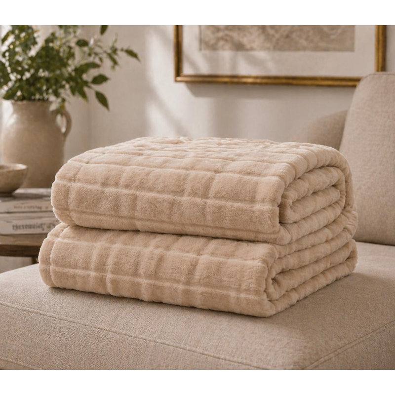 Super Soft Throw Blanket