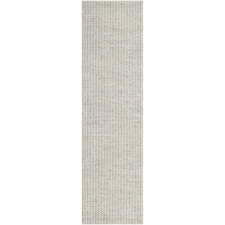 Hand-Tufted Ivory/Silver Area Rug