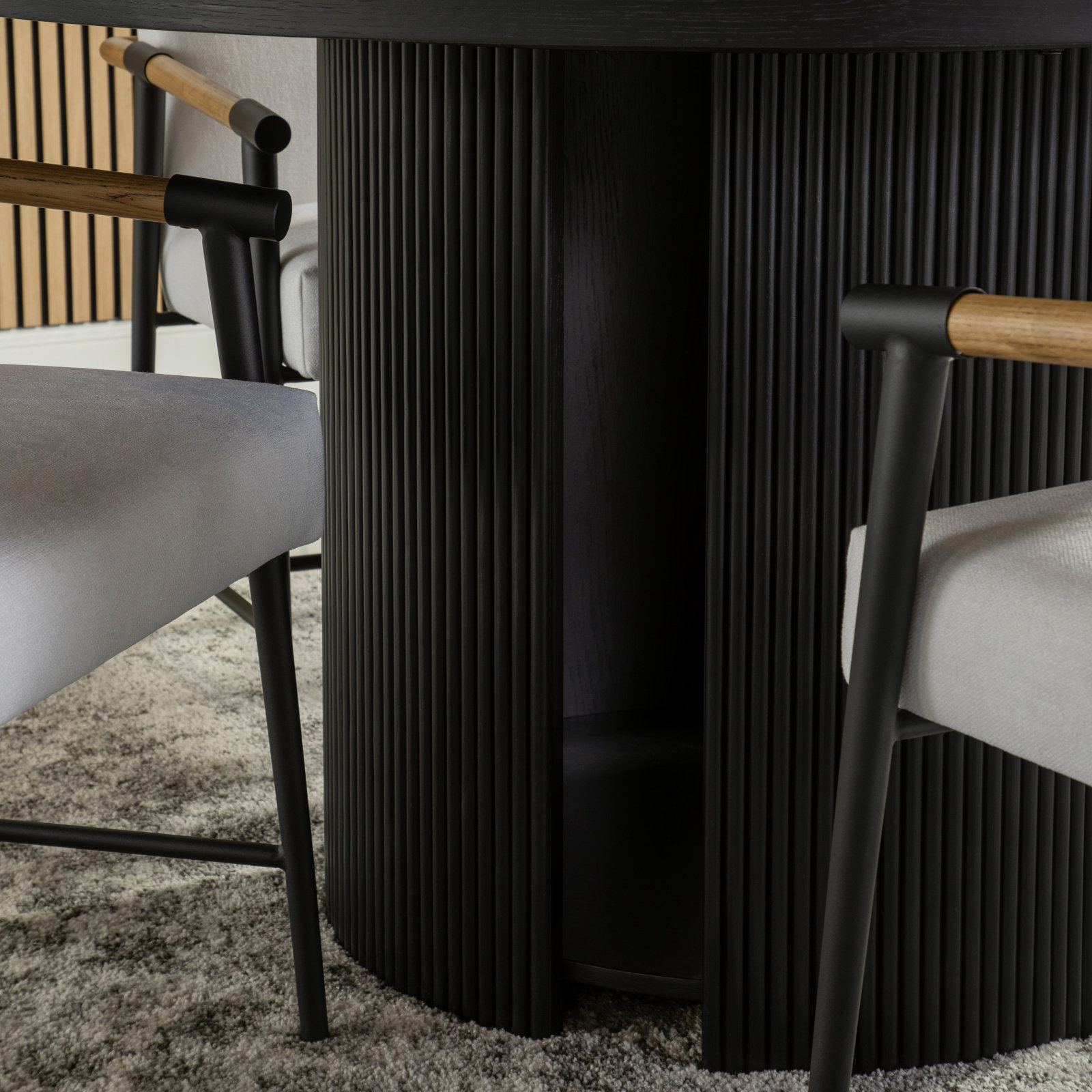 Sorine 48'' Round Dining Table, Black