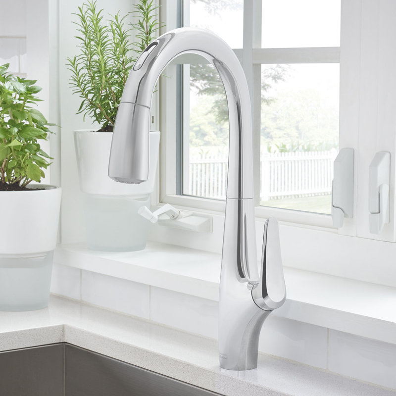 American Standard Avery Pull Out Touchless Kitchen Faucet, Polished Chrome
