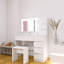 Coiffeuse de maquillage avec miroir et 3 citations lumineuses, 4 tiroirs, un grand volume de rangement, une commode blanche moderne, 2 prises de courant, un rangement spacieux,