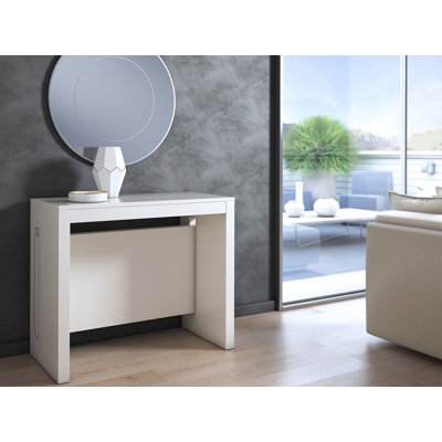 Extendable Dining Table