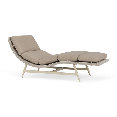 Cascade Chaise