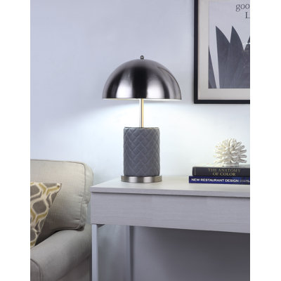 Lampe de table en métal Veroana