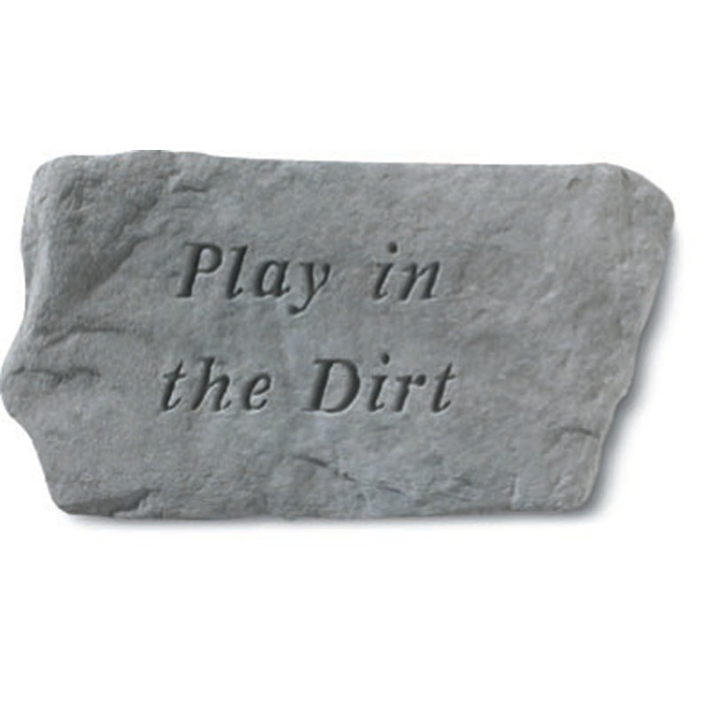 Ekanta pierre dans le jardin «Play in the Dirt»