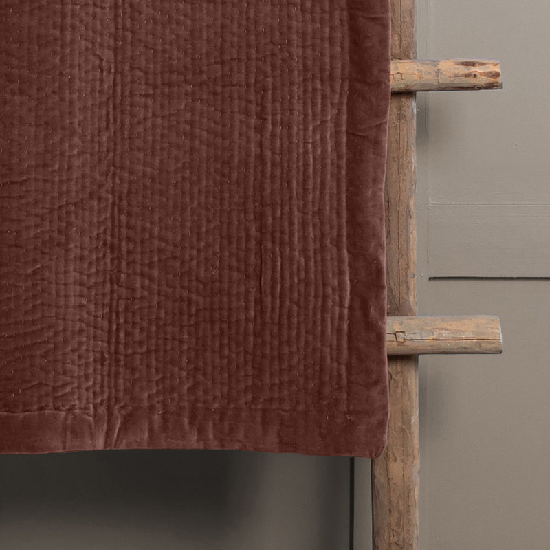 Haze Quilted Throw Blanket, Red