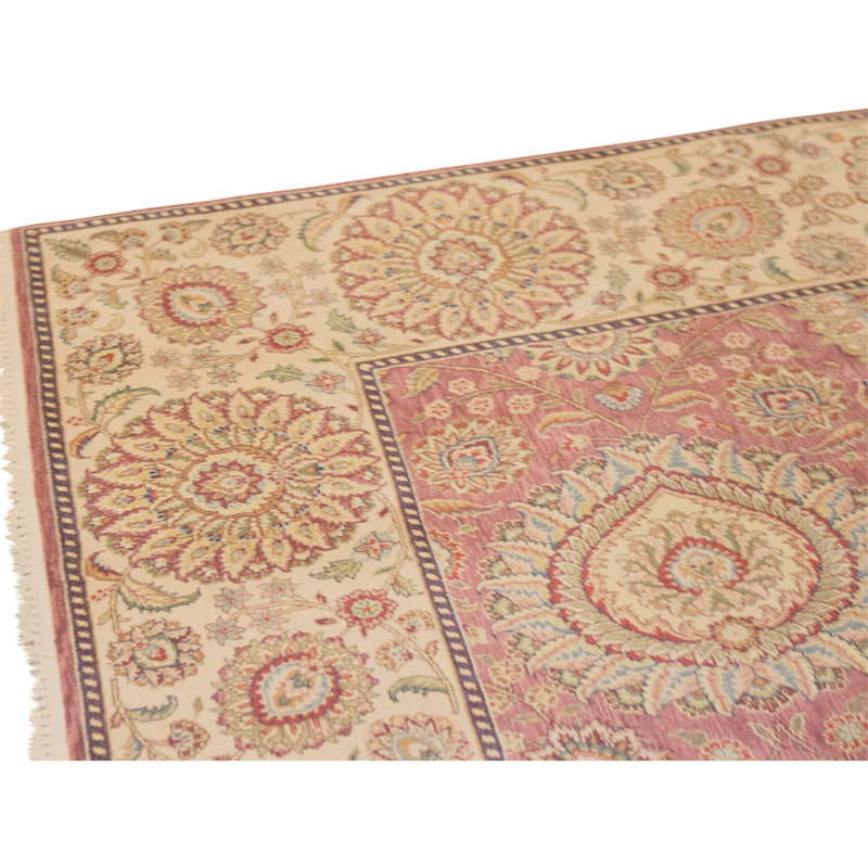 Hand Knotted Wool Area Rug in Rose And Ivory
