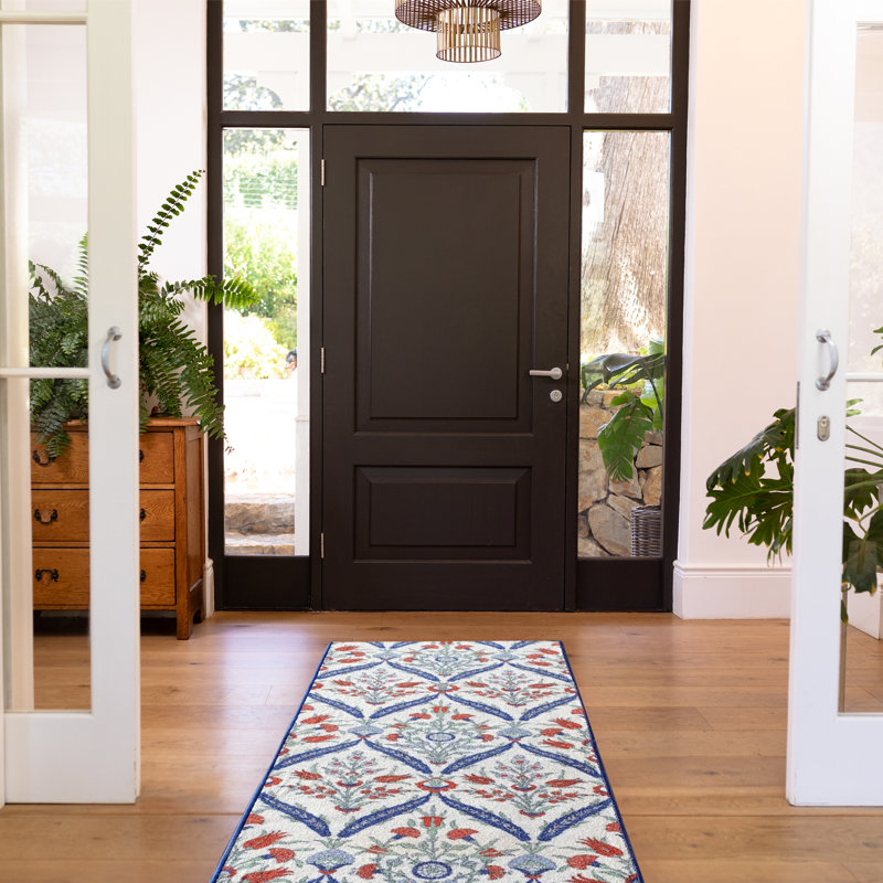 Tapis blanc touffeté à motif floral Coshointon, Tapis de couloir 2 pi 2 po x 5 pi