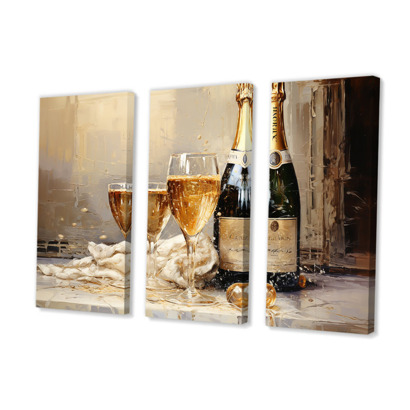 Golden Champagne In Glass II - Champagne, impression d'art mural, H 28 po x l 36 po