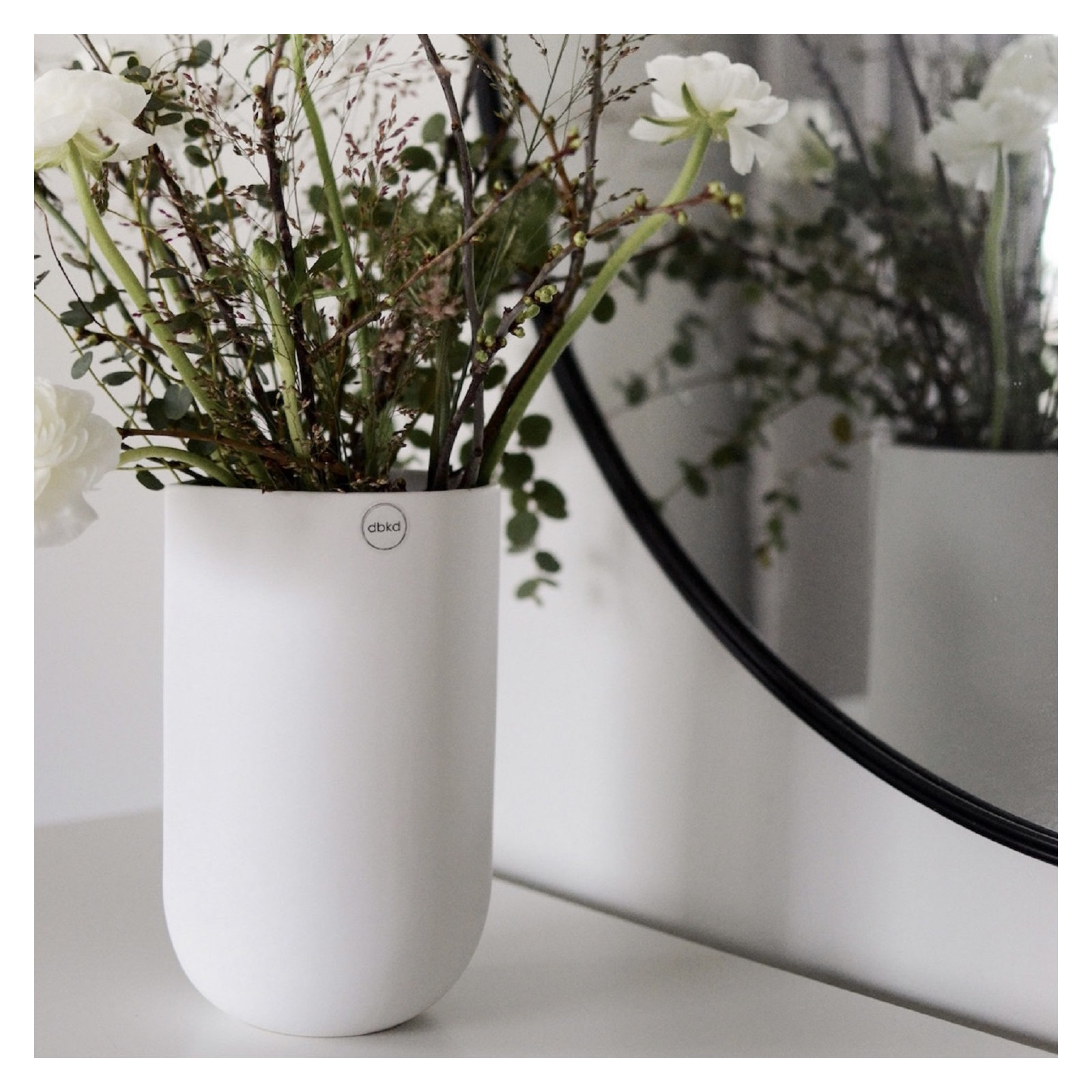 Astyn Ceramic Table Vase