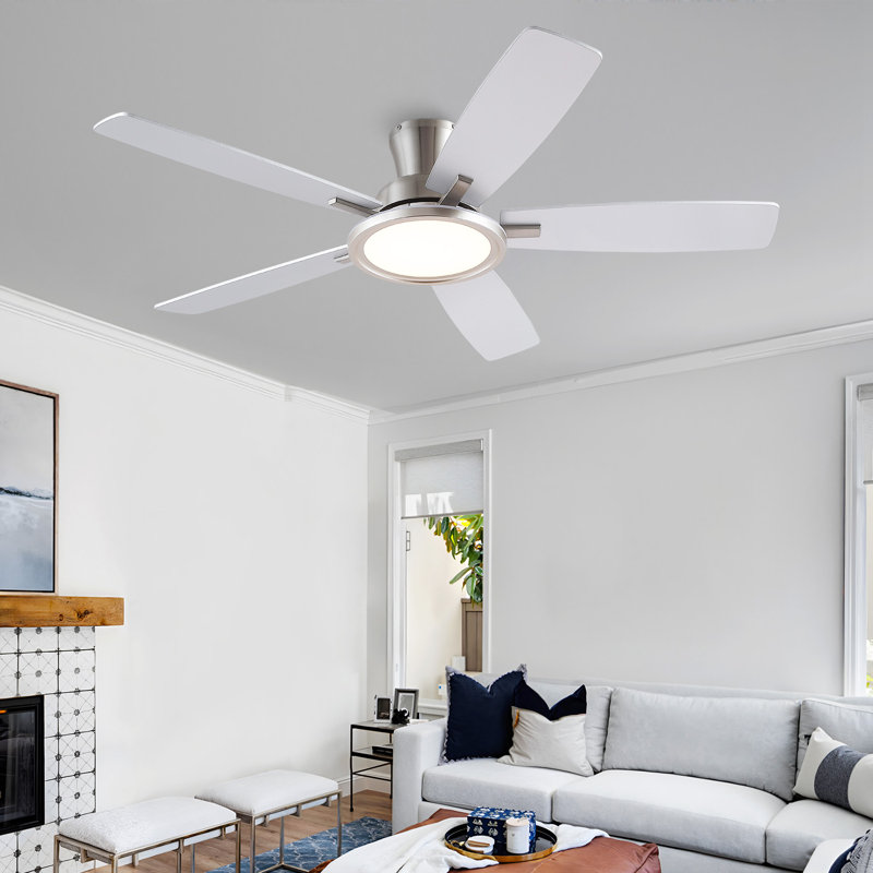 Ventilateur de plafond encastré moderne de 52 po avec lumières et télécommande, réversible et 5 pales à double face, Nickel