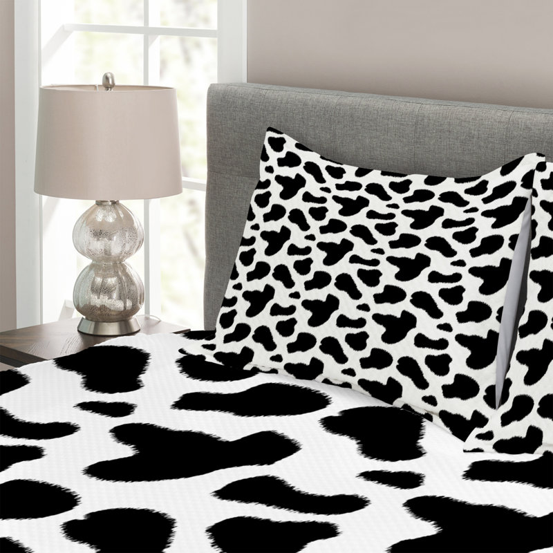Adirah Black/White Microfibre Bedspread Set, 220 x 264 cm