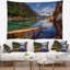Paysage avec lac flottant dans une tapisserie de lac de montagne-28491378