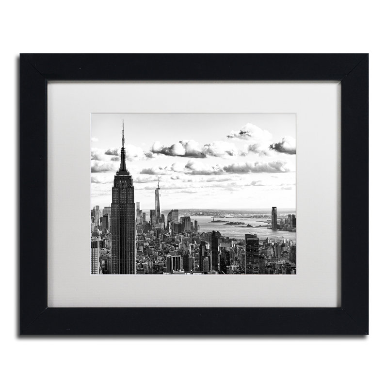 « ny cityscape » par philippe hugonnard,, reproduction de photo encadrée, H 11 po x l 14 po x P 0,5 po, Blanc