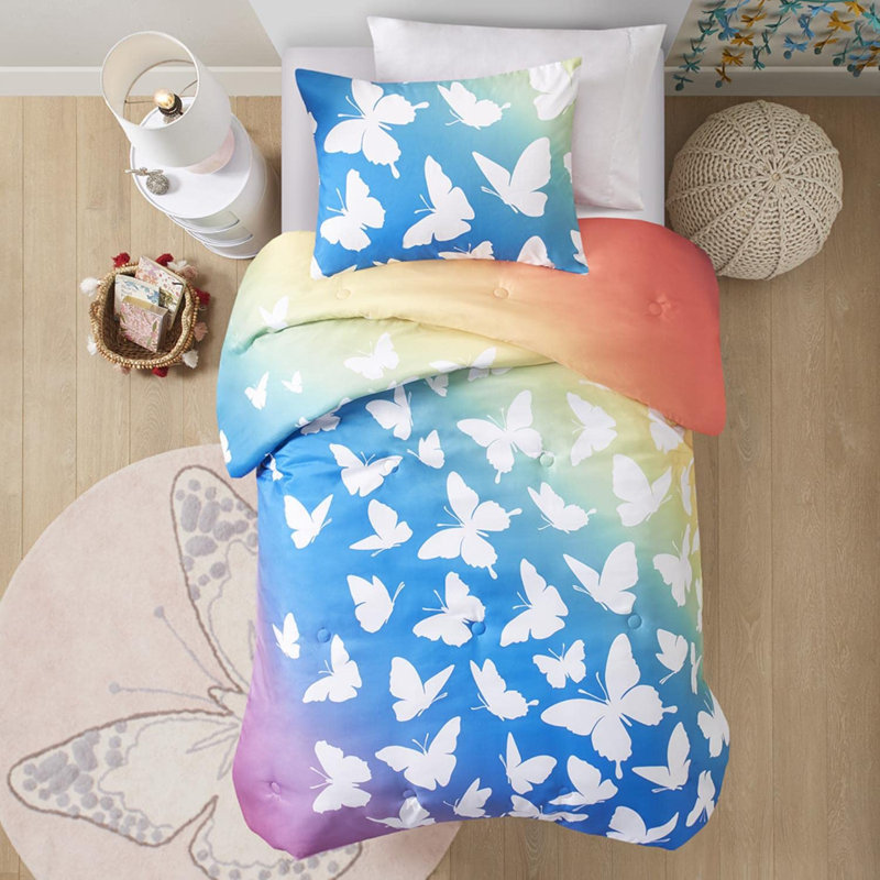 Polyester Comforter Set, Twin Comforter + 2 Additional Pieces