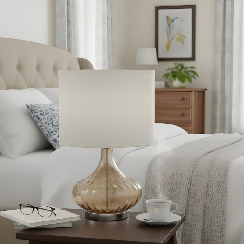 Lampe de table en verre de 24,5 pouces de hauteur, verre ambré avec garniture chromée argentée