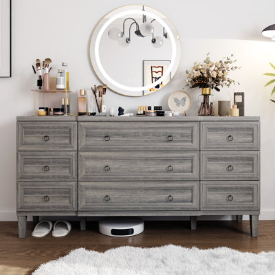 Commode 9 tiroirs de style rustique