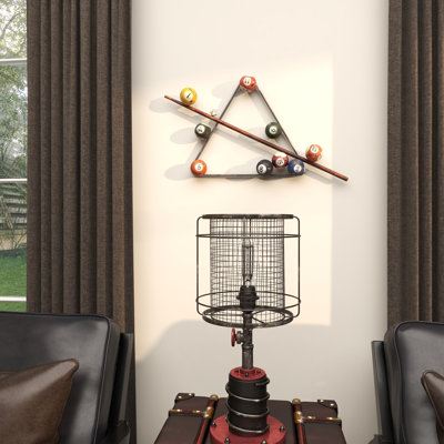 Plaque Wall Décor