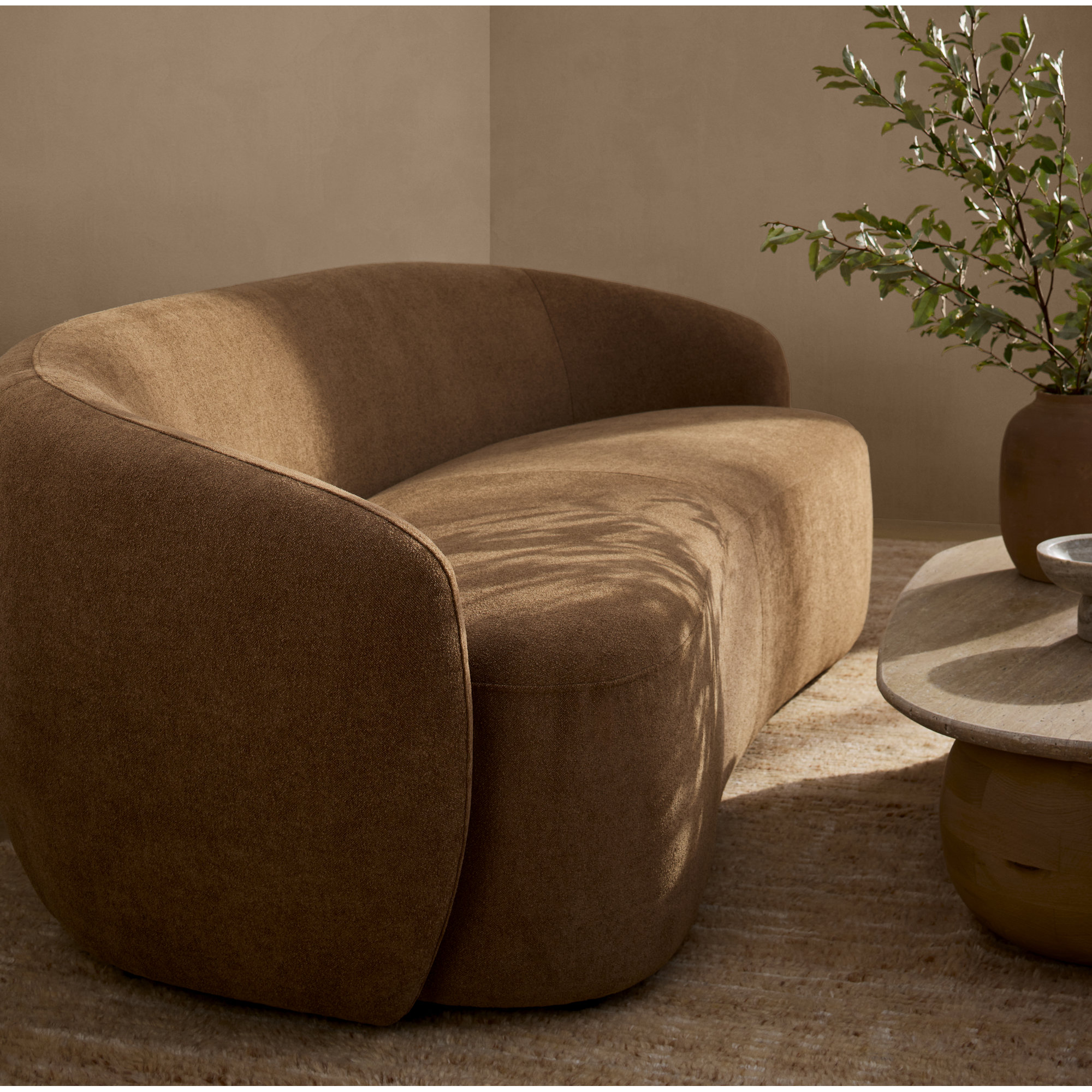 Amadora 90'' Curved Sofa, Elite Camel