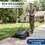 Balayeuse manuelle à pédale de 25,6 po de largeur, non électrique, avec bac à débris de 5 gallons, poignée pliable réglable, balai multi-surfaces pour patio, cour, garage, allée, allée et atelier-130390465-130390464