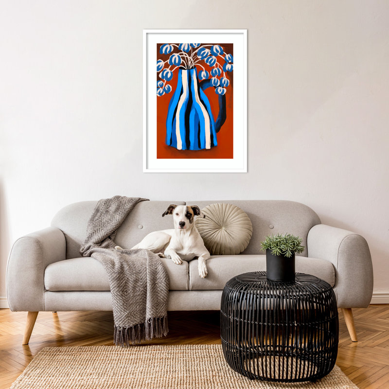 «Galya Striped Vase» par Treechild, impression sur bois encadrée, H 33 po x l 24 po, Blanc