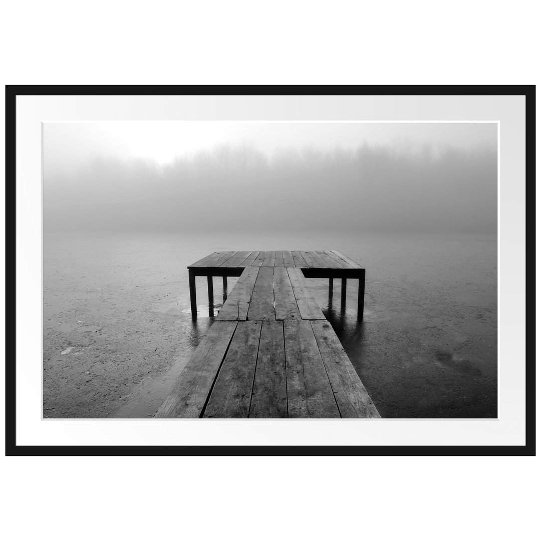 Gerahmtes Poster Steg am See Nebel