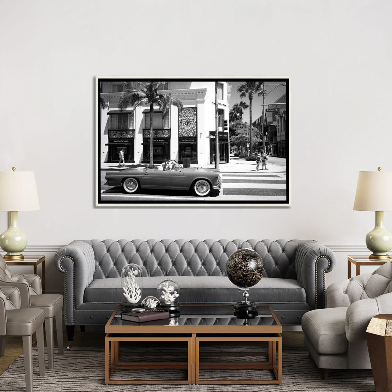Rodeo Drive Classic - impression d'art mural, H 40 po x l 60 po, Reproduction encadrée sans passe-partout, Blanc patiné