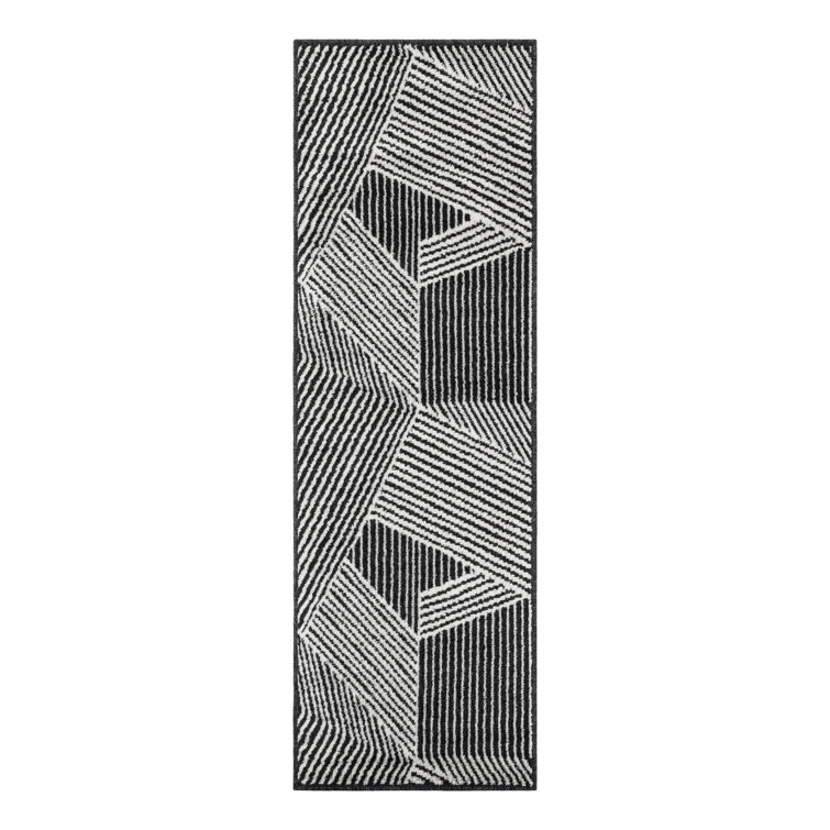 Latitude Run® Orkla Nikolis Rug Black