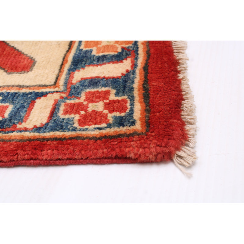 Tapis rouge Finest Ghazni 9 po 7 po x 13 po 2 po