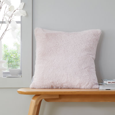 Cosy Glamour Fur Cushion Cover