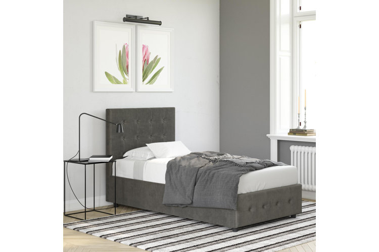 Morphis Solid Wood Tufted Upholstered Storage Platform Bed