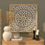 Décoration murale sculptée à la main en bois clair brun clair avec motif mandala-1278176160
