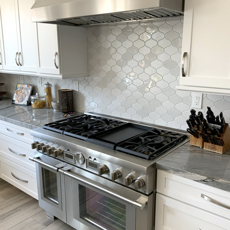 Retro™ Pearl 9" x 10" Porcelain Arabesque Mosaic Tile
