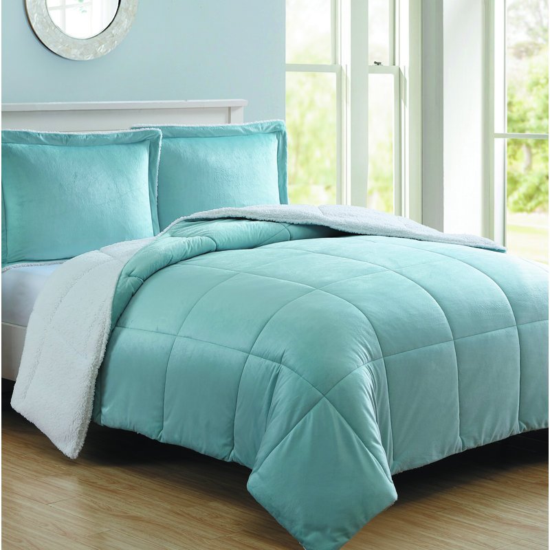 Polyester Standard Comforter, Queen Comforter + 2 Shams, Blue