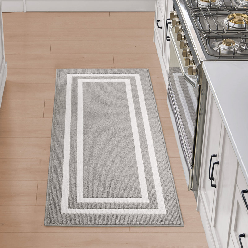 Double Border Machine Tufted Performance Light Gray/White Rug, Runner 2'2" x 6'