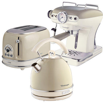 Ariete Vintage 1.7L Kettle with 2 Slice Toaster and 15 Bar Pump Espresso Coffee Machine Set