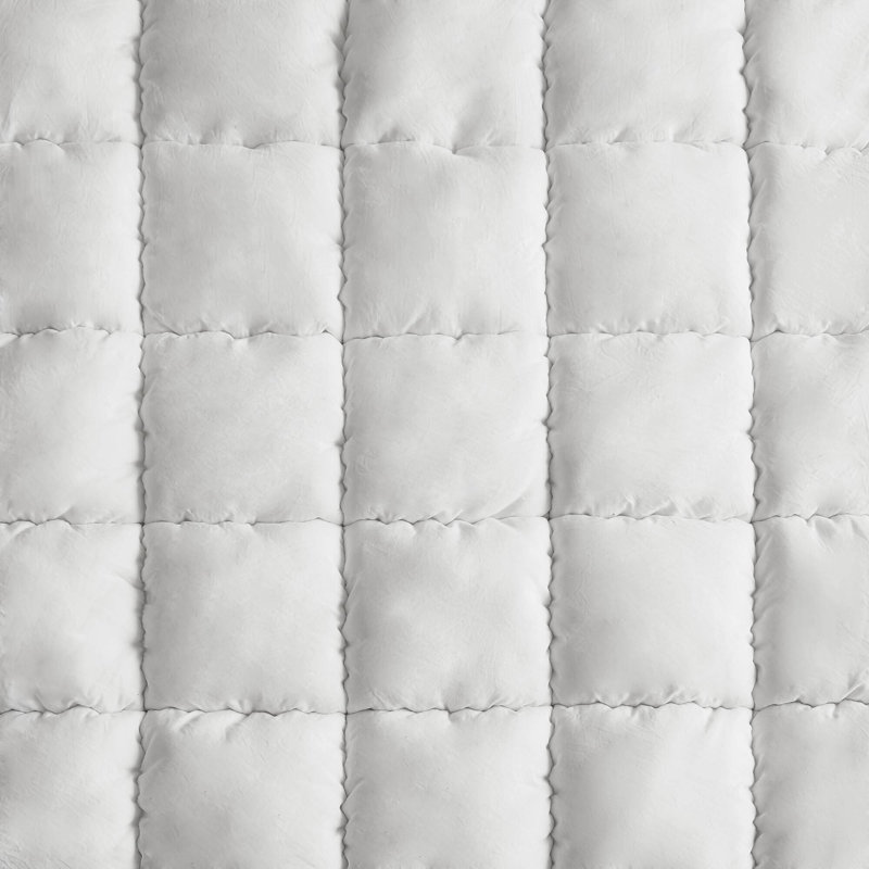Queen White Overfilled Down Alternative Mattress Pad