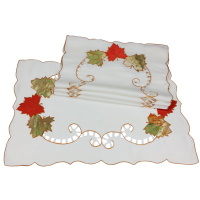 Ensemble de 4 napperons à volutes
