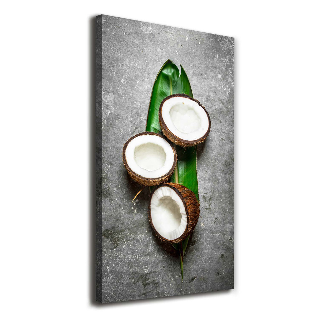 Kokosnuss auf dem Blatt - Wrapped Canvas Art Print