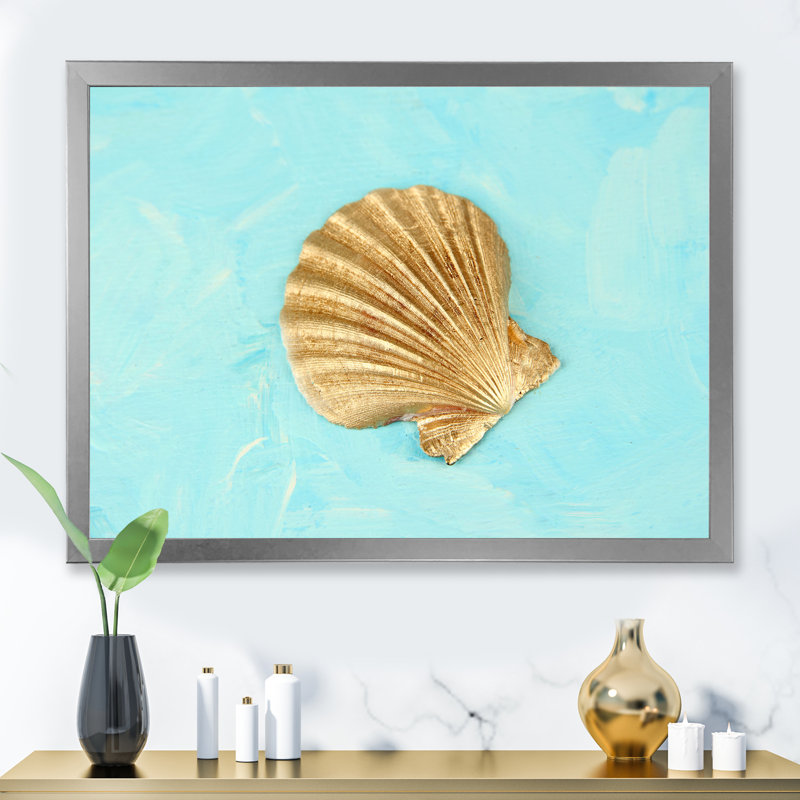 Coquillage doré sur bleu clair - reproduction sur toile, H 12 po x l 20 po, Cadre photo argenté