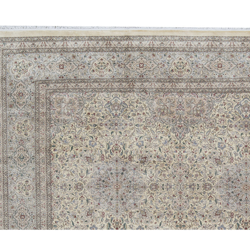 Tapis ivoire noué à la main de haute qualité