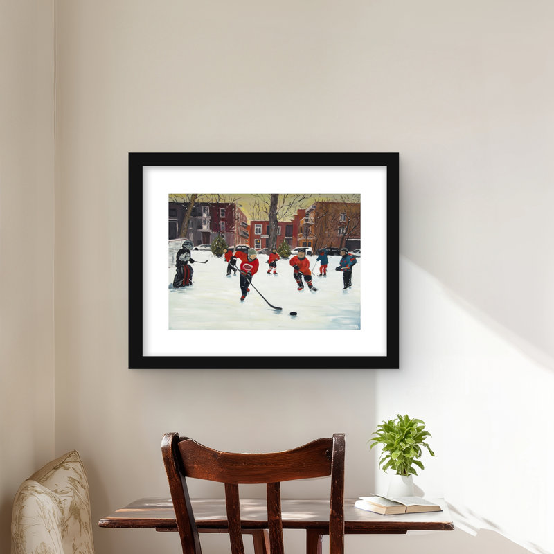 Jeunes joueurs de hockey - Reproduction d'art encadrée contemporaine, H 16 po x l 20 po, Noir