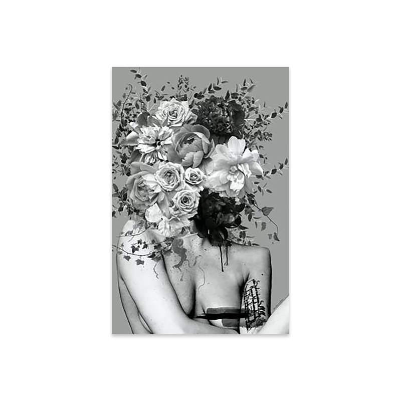 Dame, impression en noir et blanc sur verre acrylique, H 32 po x l 24 po x P 0,25 po