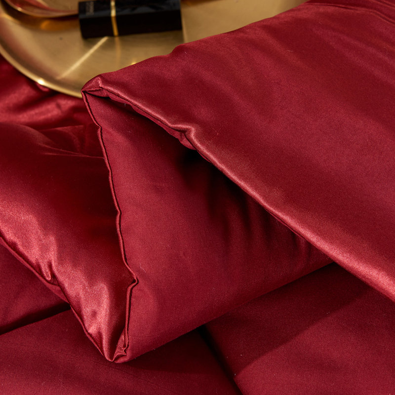 Ensemble d'édredon réversible en satin Zadie, Bourgogne, Édredon très grand et 7 pièces supplémentaires
