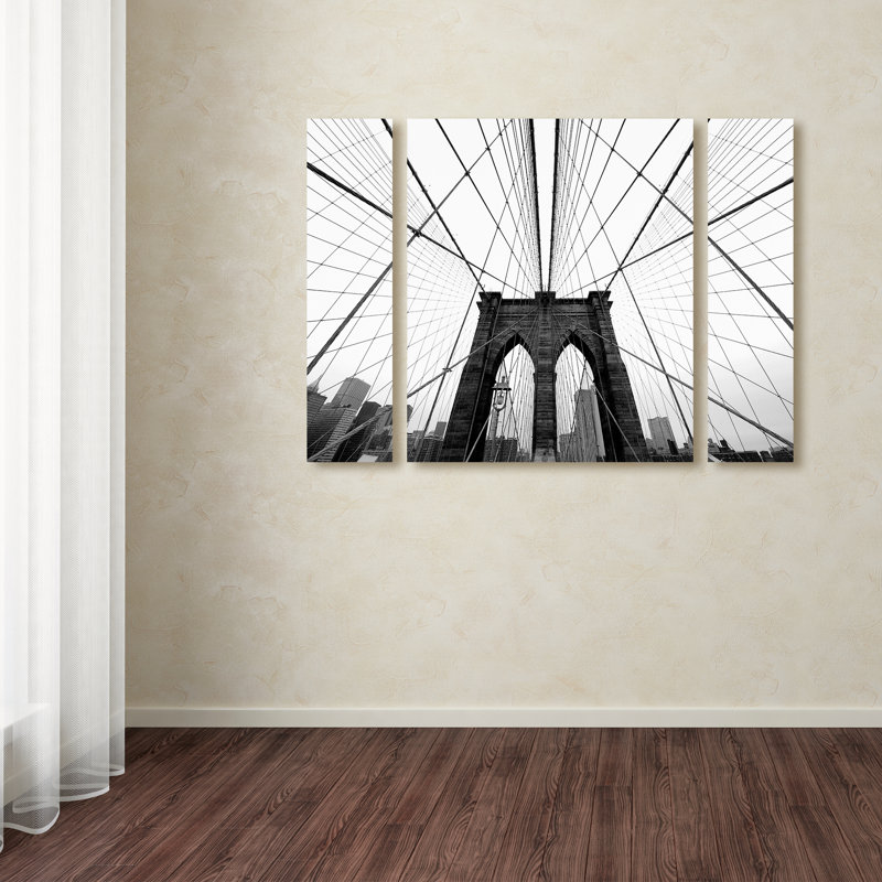 « très brooklyn bridge », ensemble de 3 reproductions de photos sur toiles tendues, H 24 po x l 32 po x P 2 po