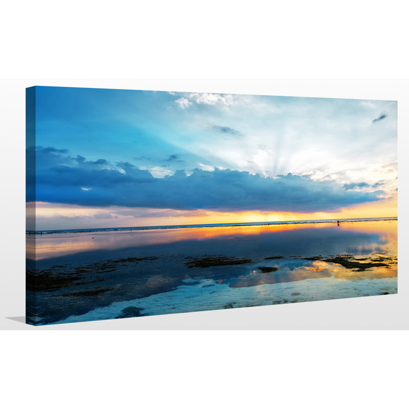 « ocean réflexions », reproduction de photo sur toile tendue, H 36 po x l 60 po x P 1,5 po